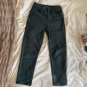 AE mom straight Jean green